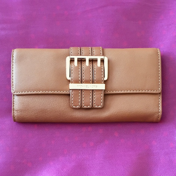 Michael Kors Handbags - Michael Kors Tan Leather Trifold Wallet